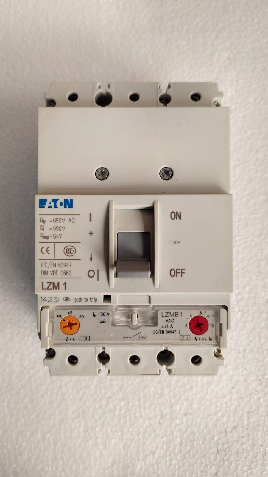 admin/uploads/uploads/Eaton -A100 3 Pole 50 AMP Circuit Breaker_1.webp